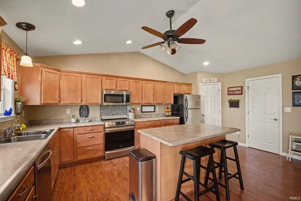 $400,000 | 4270 West Co Road 650 North, Mulberry, IN 46058