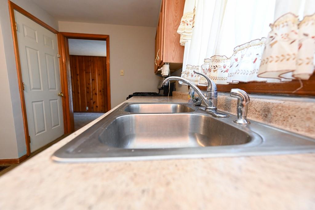 6209 South Shields Ridge Road Bloomington, IN 47401 - Photo 15 of 32 Gallery Image 15