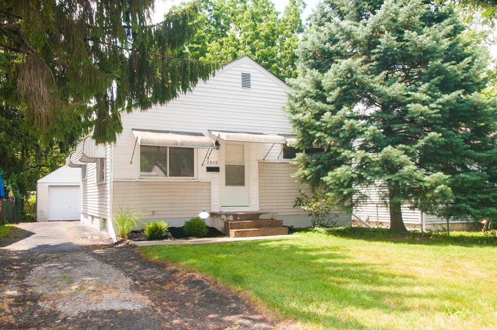 3049 Howey Road Columbus, OH 43224 - Photo 2 of 18 Front of Structure
