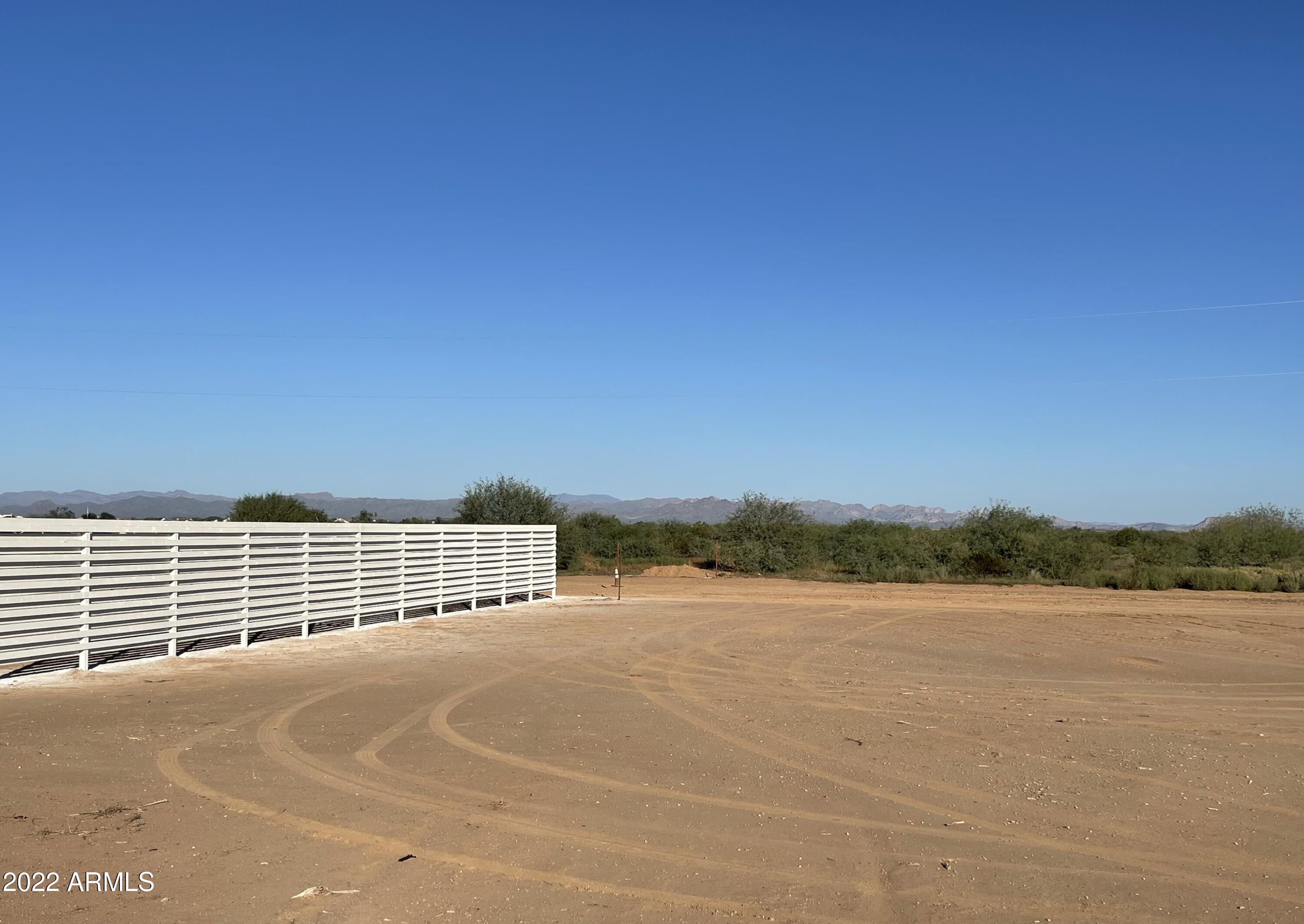28700 North Roses Way, Unit 3 Florence, AZ 85132 - Photo 4 of 11 86A9D7DC-F0FF-4BD9-9661-79535043B545