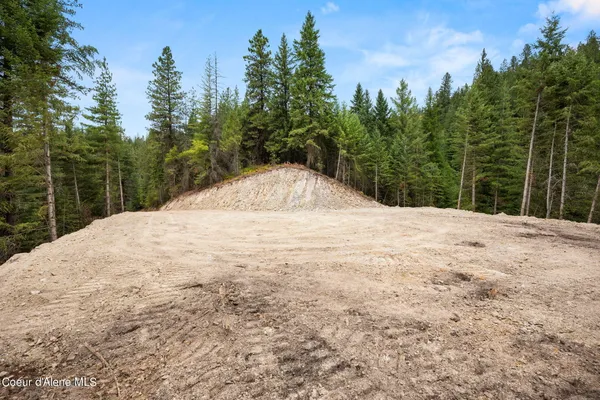 $225,000 | 872 South Fork Ridge Road, Smelterville, ID 83868