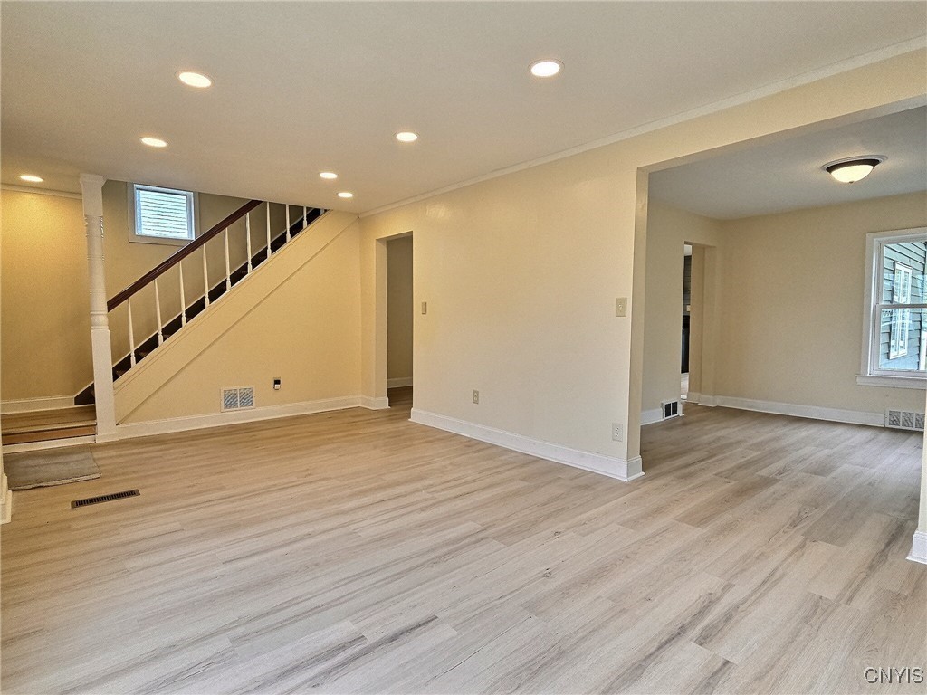 124 Prospect Street Sherrill, NY 13461 - Photo 9 of 28