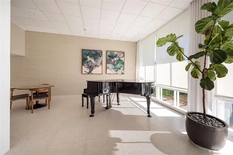 a view of entryway with a front door