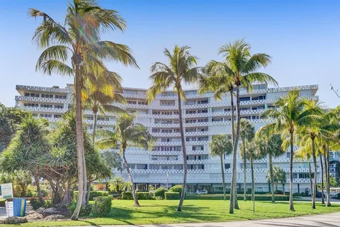 $365,000 | 2840 North Ocean Boulevard, Unit 407, Fort Lauderdale, FL 33308