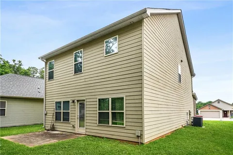 $300,000 | 4998 Summersun Drive, Morrow, GA 30260