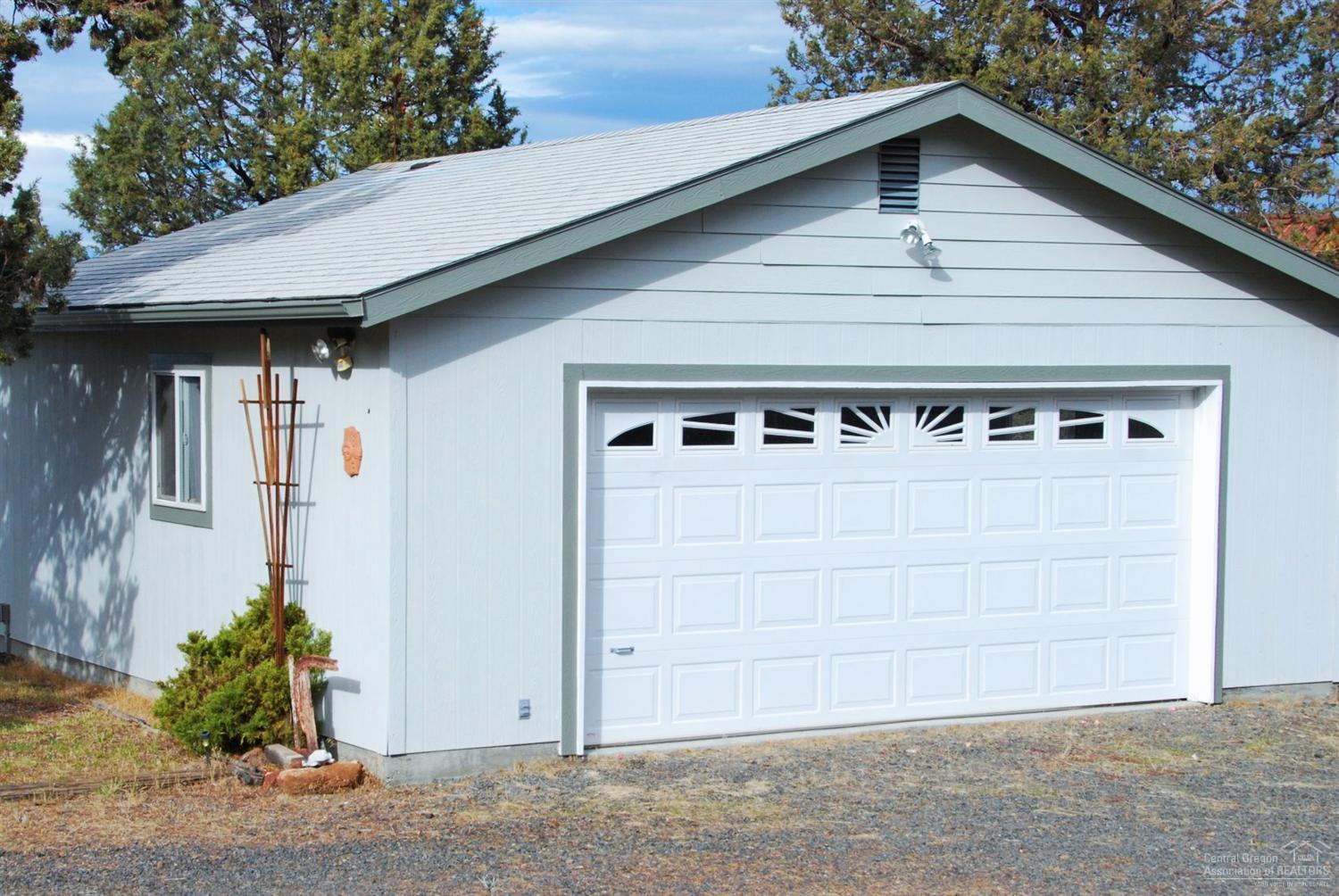 10721 Southwest Shad Road Terrebonne, OR 97760 - Photo 5 of 25 Additional Photo