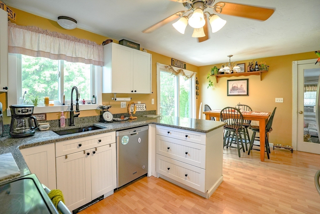 8 Kelley Road, Unit B Mendon, MA 01756 - Photo 3 of 36 Gallery Image 3