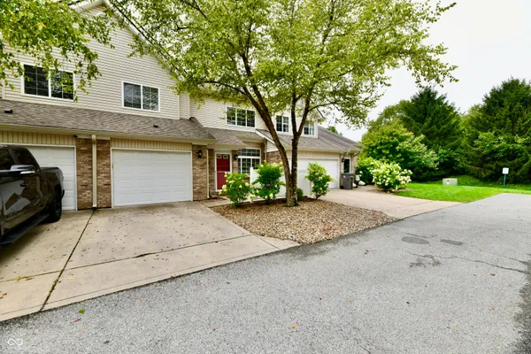 $179,900 | 5817 Beacon Cove Way, Indianapolis, IN 46237