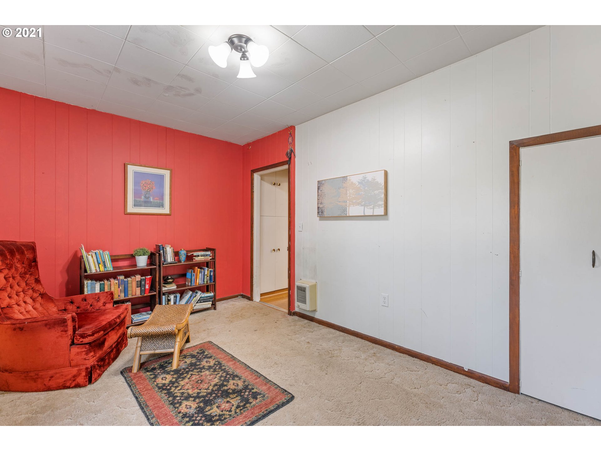 1006 Northeast 194th Street Ridgefield, WA 98642 - Photo 17 of 32 a living room with furniture