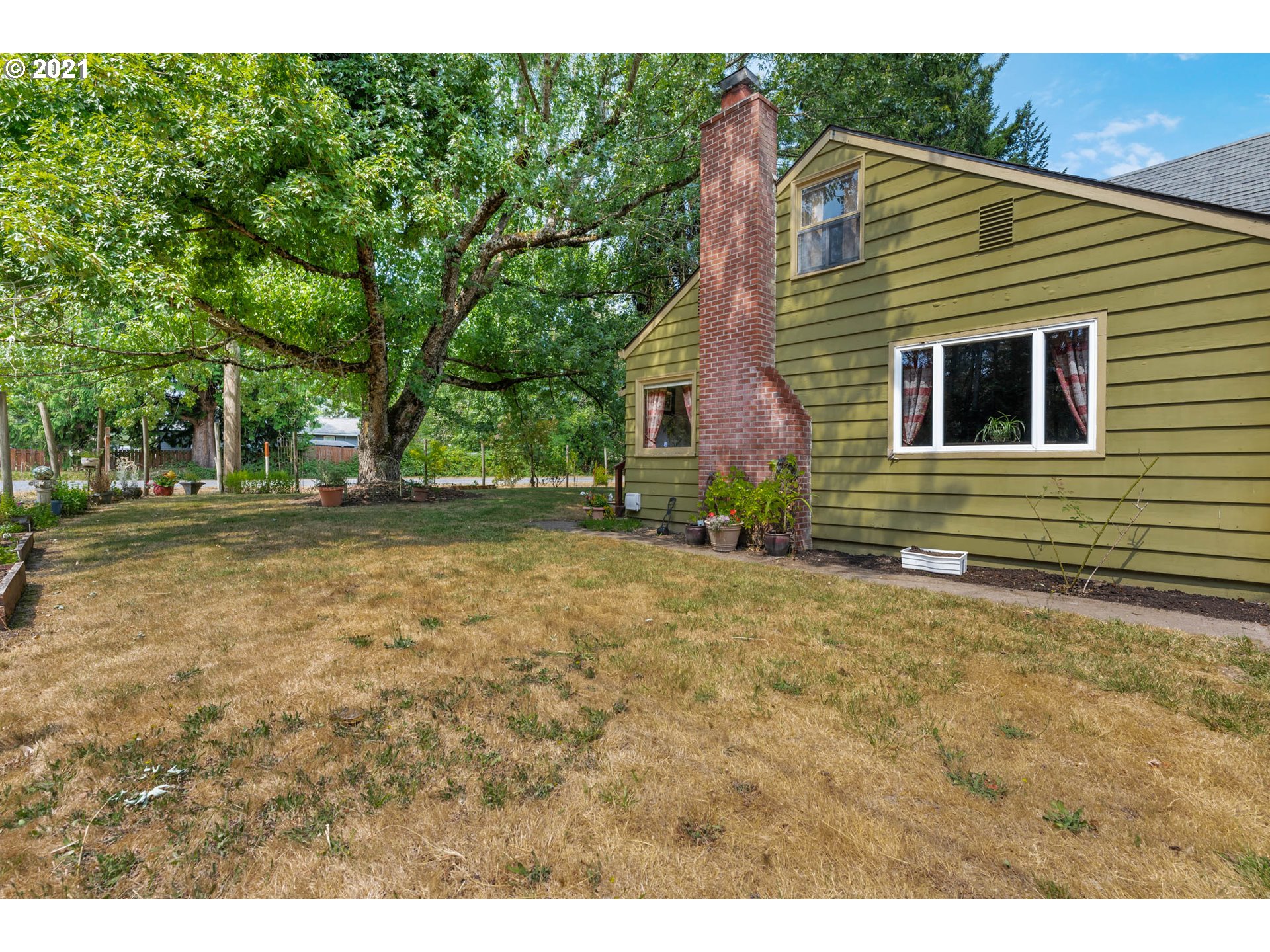 1006 Northeast 194th Street Ridgefield, WA 98642 - Photo 24 of 32 a view of outdoor space and yard