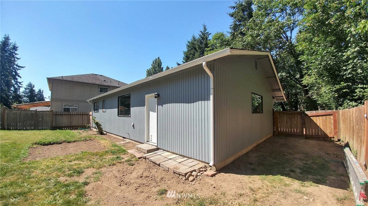 2401 Northeast 28th Street Renton, WA 98056 - Photo 15 of 19