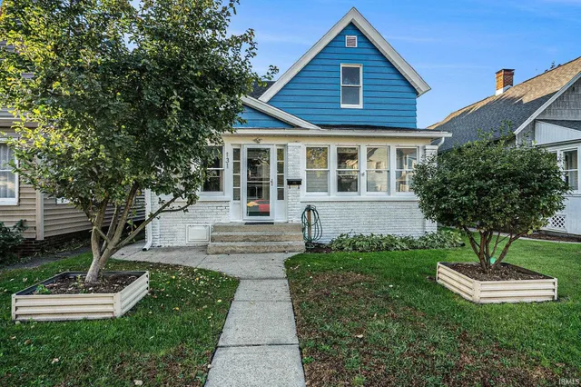 $219,900 | 131 East 6th Street, Mishawaka, IN 46544
