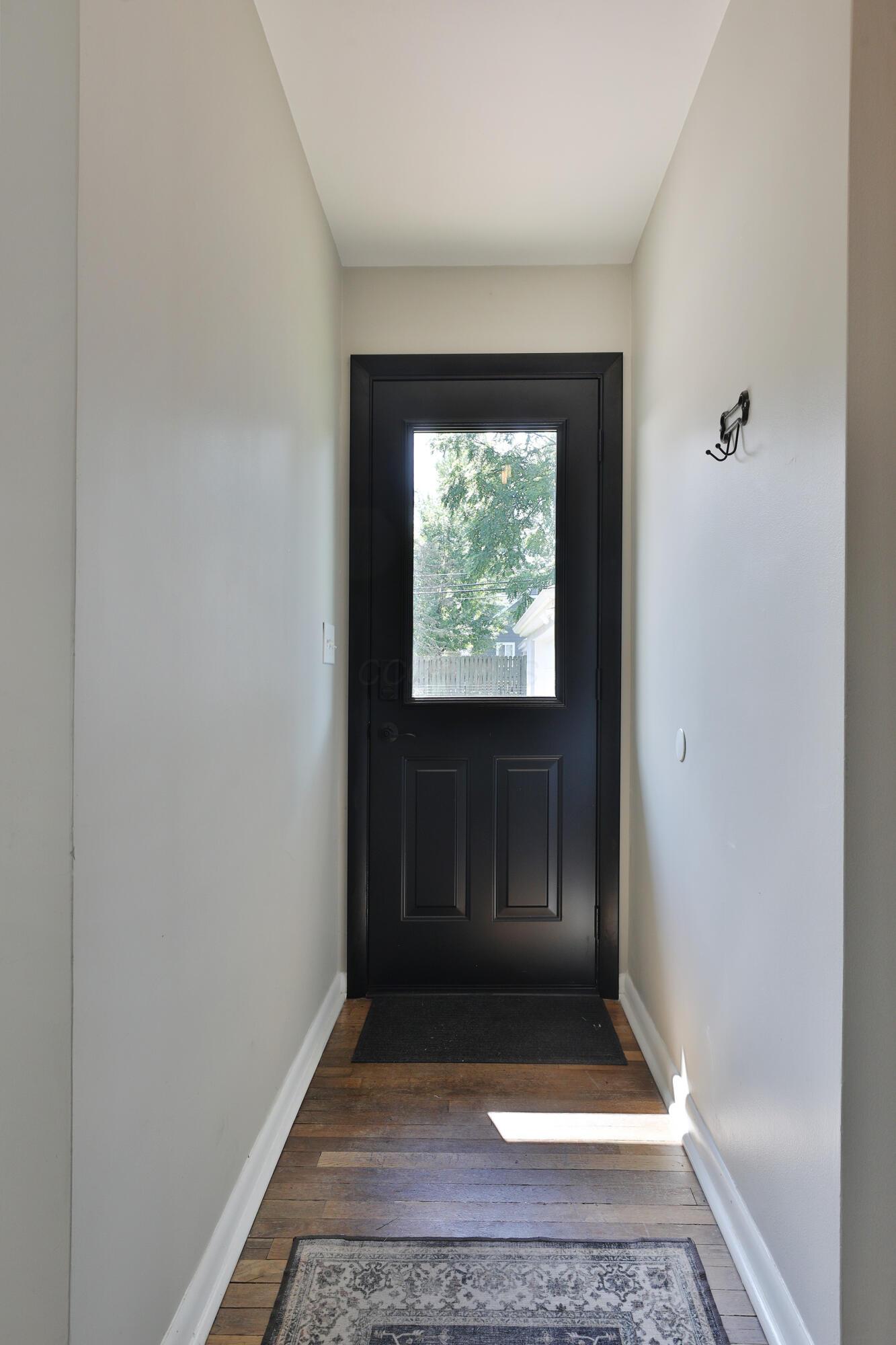 315 South Kellner Road Columbus, OH 43209 - Photo 25 of 51 New door 2025
