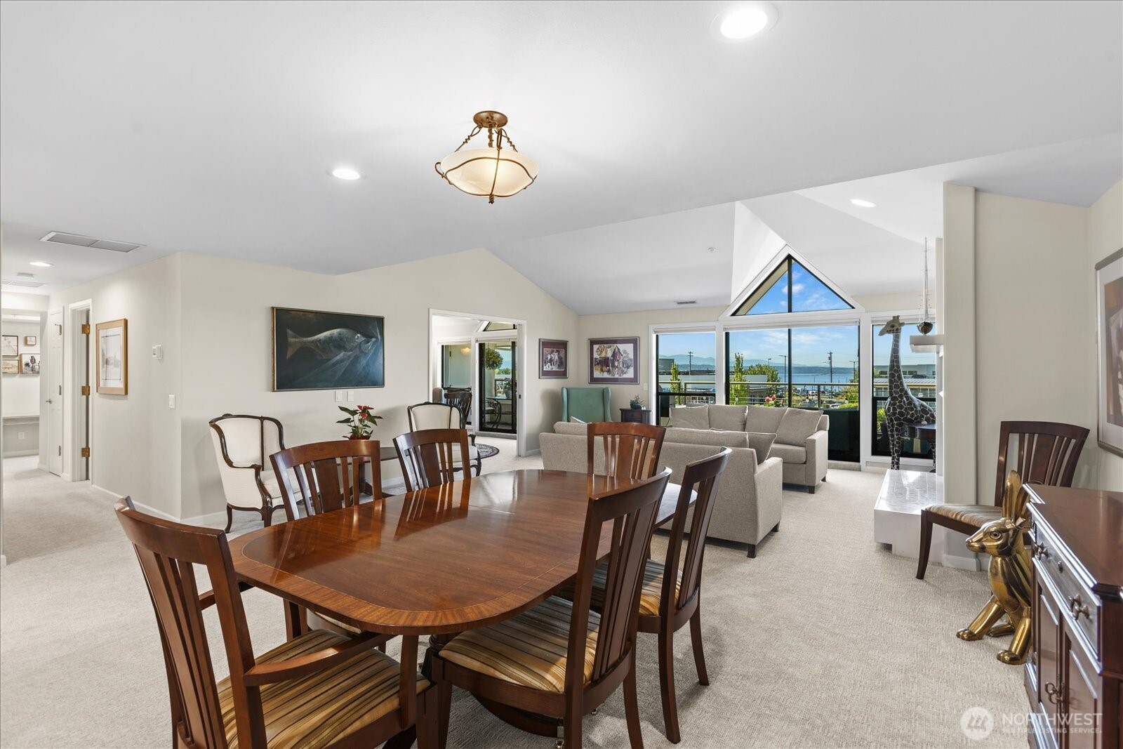 110 James Street, Unit 302 Edmonds, WA 98020 - Photo 7 of 34