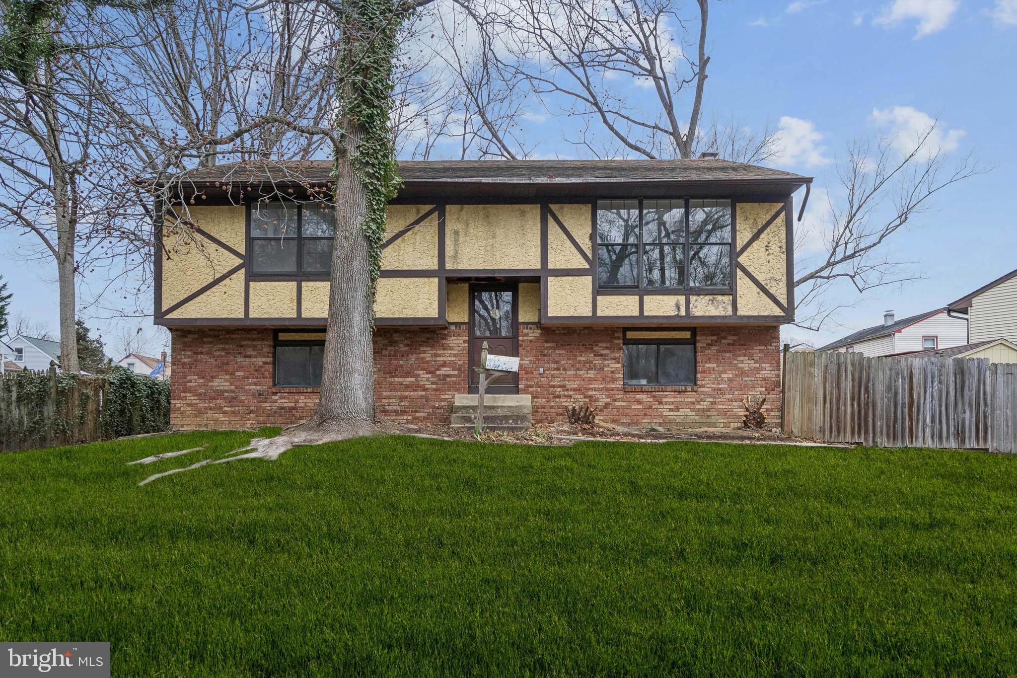 13 Hidden Drive Lindenwold, NJ 08021 - Photo 1 of 24 Exterior Front