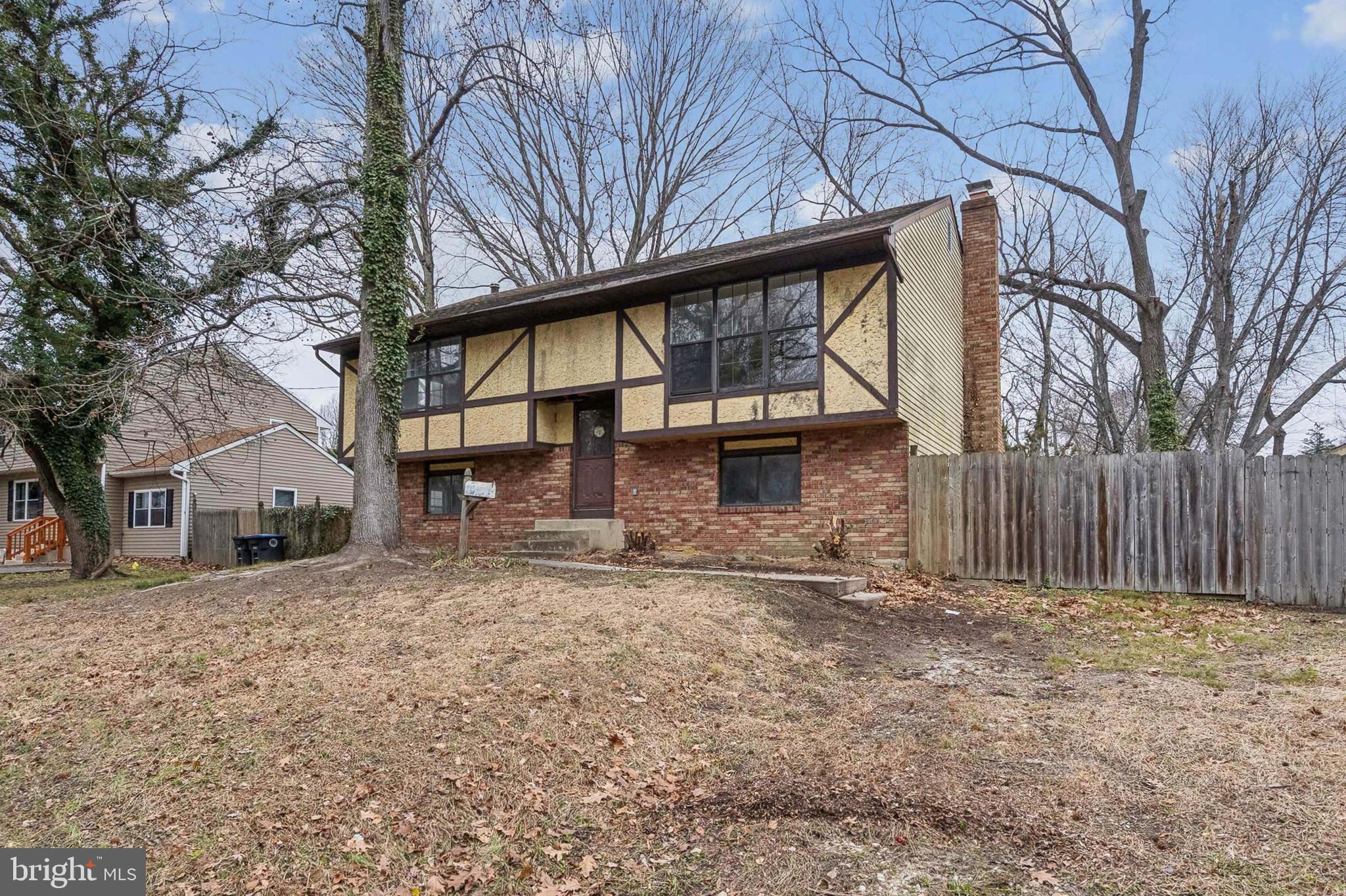 13 Hidden Drive Lindenwold, NJ 08021 - Photo 2 of 24