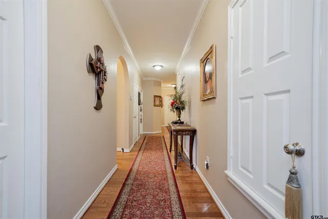 a very nice looking room with a large mirror