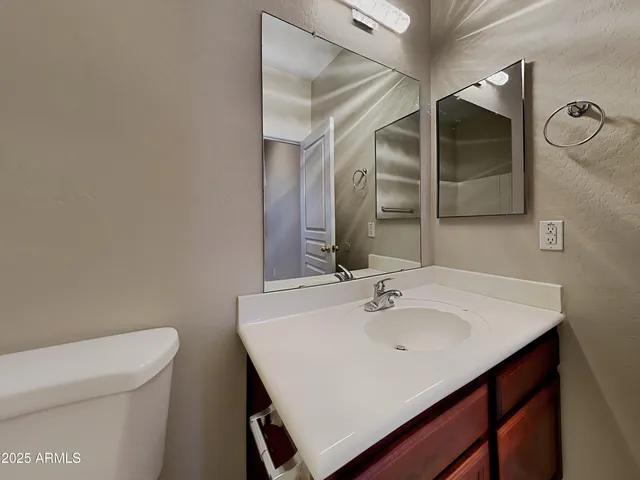 $2,600 | 46008 West Amsterdam Road, Maricopa, AZ 85139