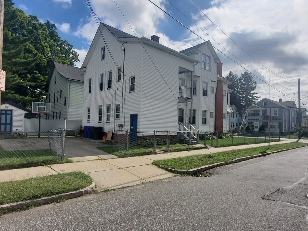 57-59 Groveland Street Springfield, MA 01108 - Photo 19 of 21 Gallery Image 19
