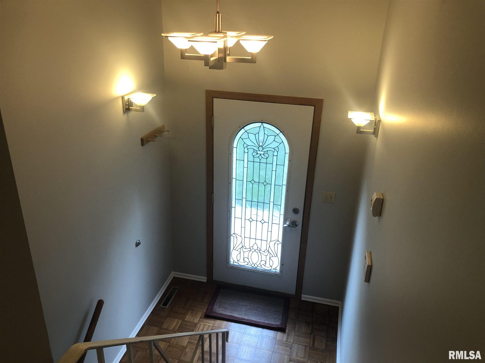 316 Whitefield Road Springfield, IL 62704 - Photo 2 of 40