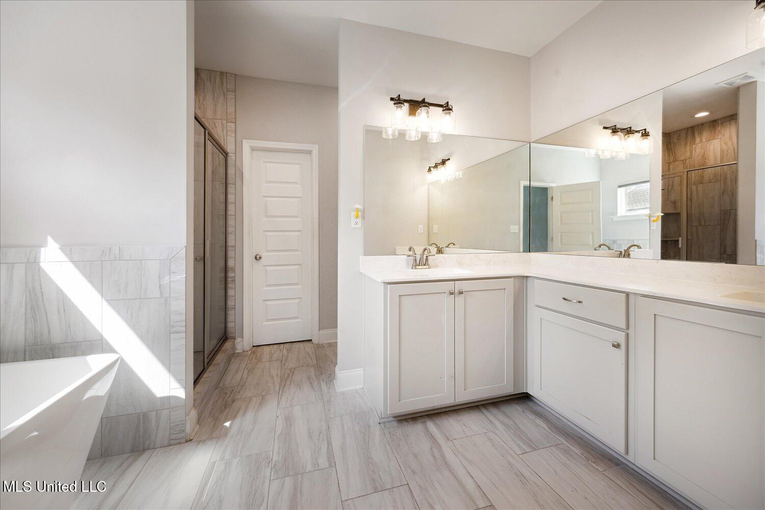 729 Rikard Drive Hernando, MS 38632 - Photo 9 of 27 19-19-2095740sj-729 Rikard Dr