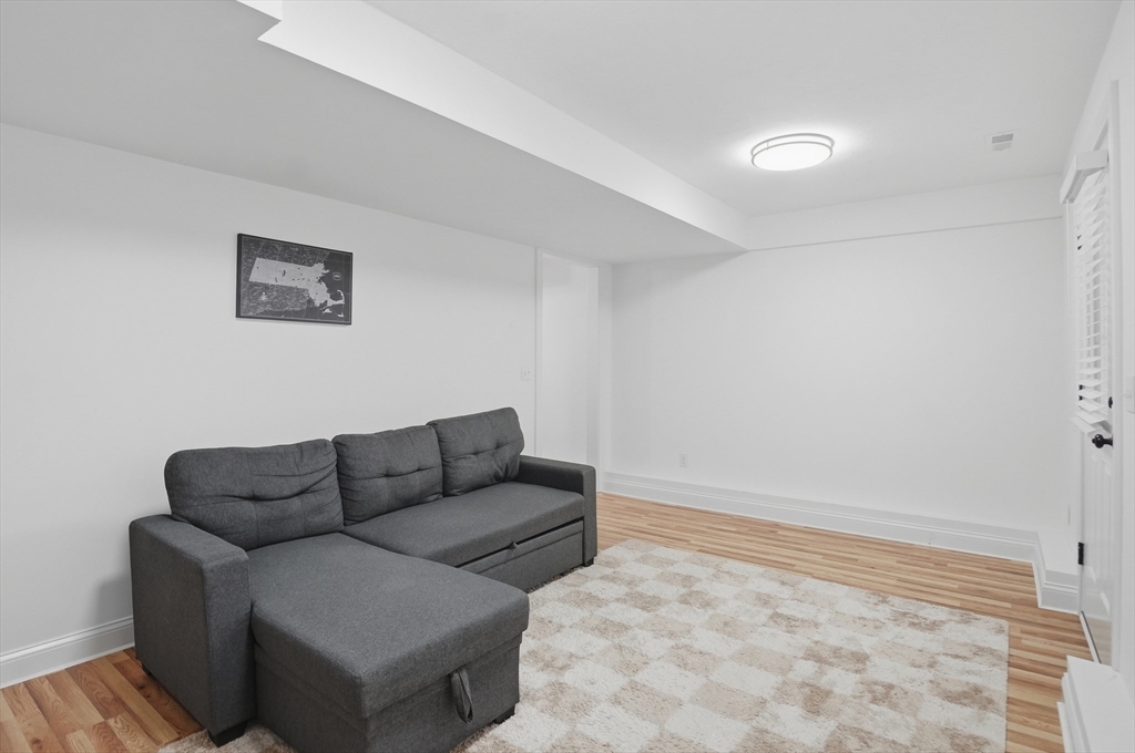 670 Burncoat Street, Unit A Worcester, MA 01606 - Photo 30 of 37