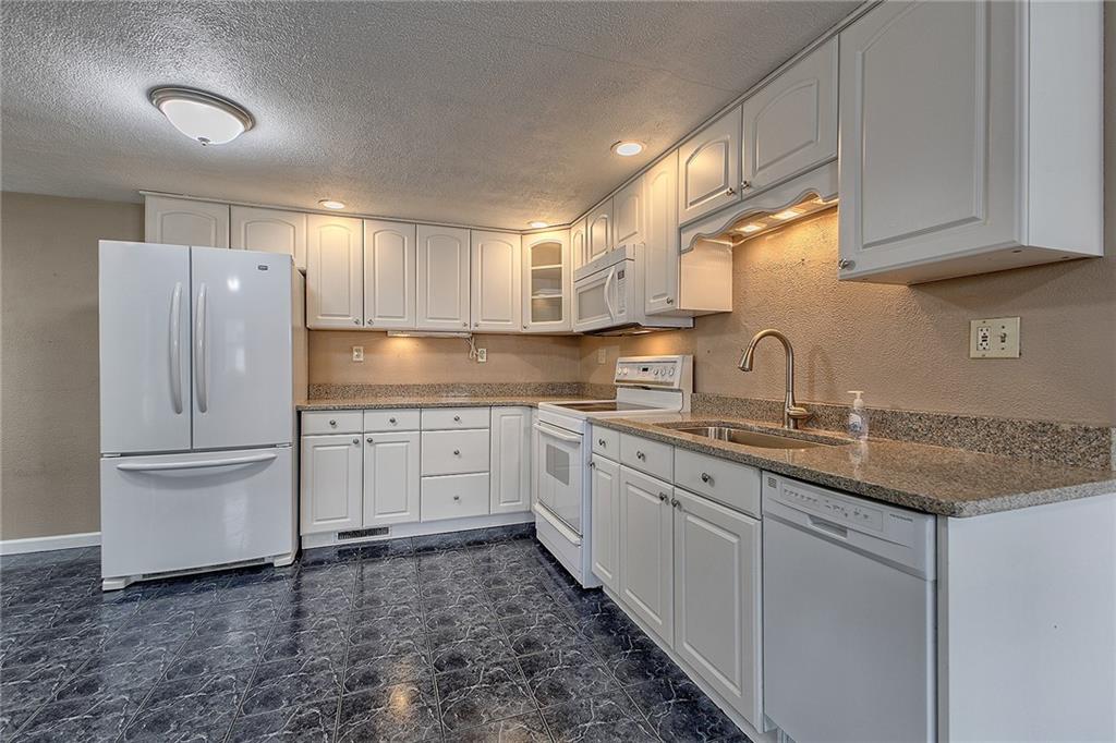 112 Rowe Road Harrison City, PA 15636 - Photo 10 of 29 Gallery Image 10