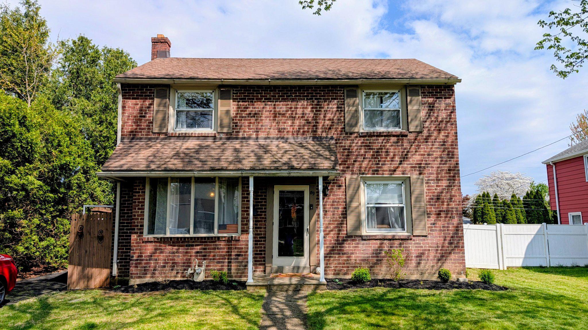 89 Worrell Drive Springfield, PA 19064 - Photo 2 of 36 Charming, two story, colonial style home.