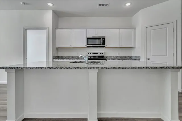 $2,400 | 1669 Hossler Trail, Haslet, TX 76052