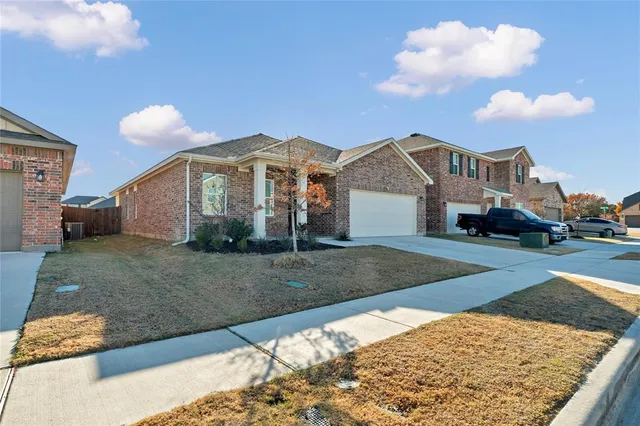 $2,400 | 1669 Hossler Trail, Haslet, TX 76052
