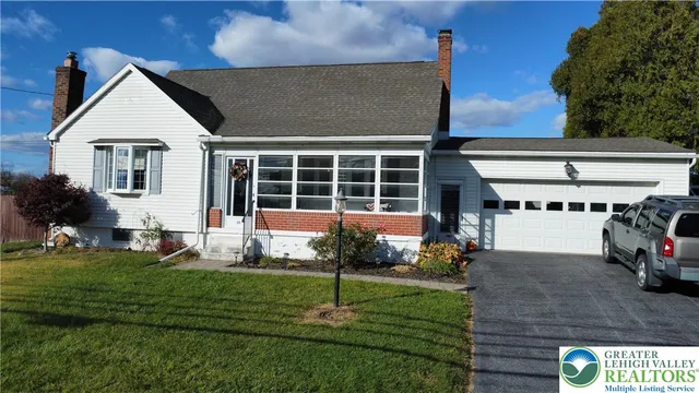 $299,900 | 160 Nor Bath Boulevard, Northampton, PA 18067