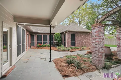 $450,000 | 17314 Sweet Olive Avenue, Baton Rouge, LA 70817
