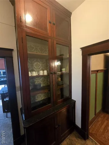 $299,900 | 710 St Louis Road, Collinsville, IL 62234