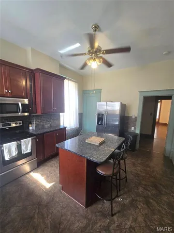 $299,900 | 710 St Louis Road, Collinsville, IL 62234