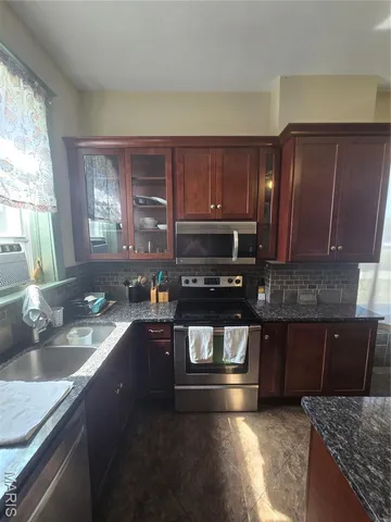 $299,900 | 710 St Louis Road, Collinsville, IL 62234