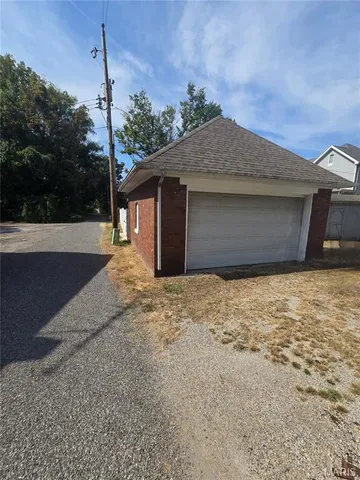 $299,900 | 710 St Louis Road, Collinsville, IL 62234