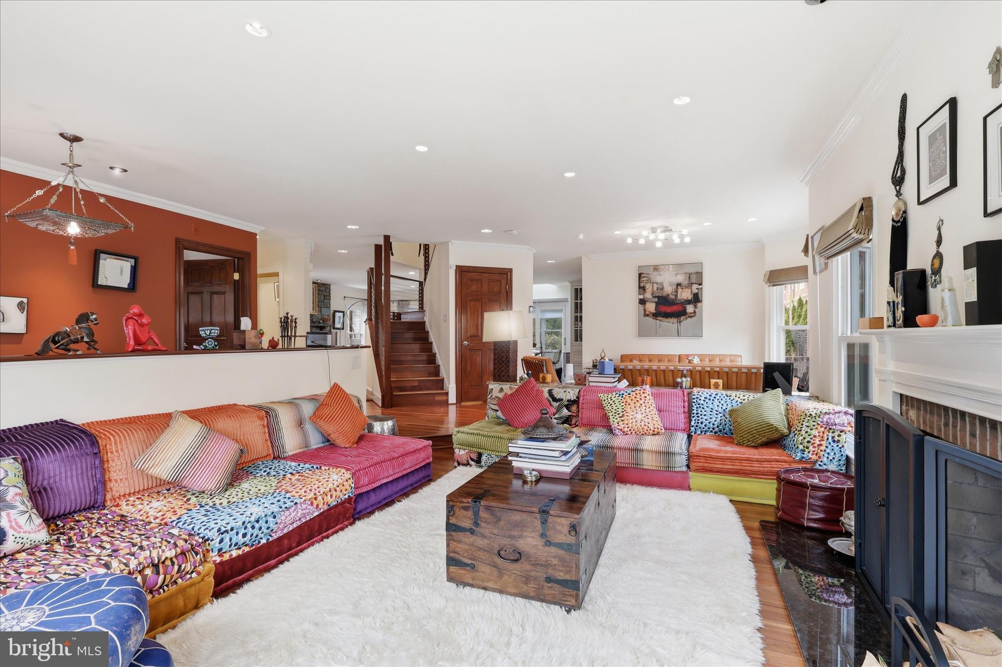 4416 Sangamore Road Bethesda, MD 20816 - Photo 11 of 49