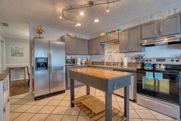 $309,900 | 2802 Marcel Court, Evansville, IN 47725