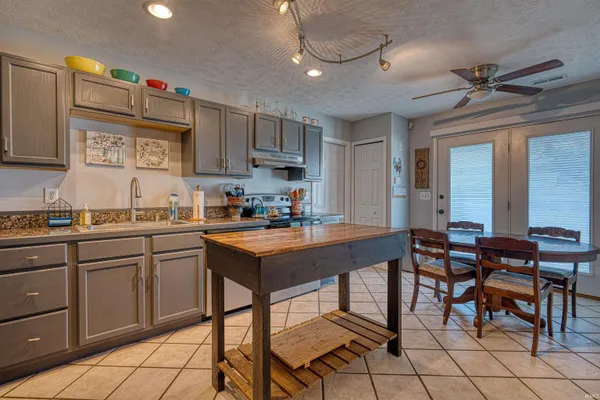 $309,900 | 2802 Marcel Court, Evansville, IN 47725