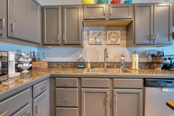 $309,900 | 2802 Marcel Court, Evansville, IN 47725