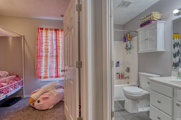 $309,900 | 2802 Marcel Court, Evansville, IN 47725