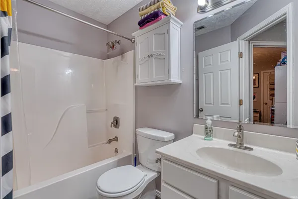 $309,900 | 2802 Marcel Court, Evansville, IN 47725