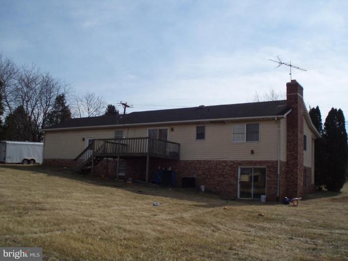 4254 Dumfries Road Catlett, VA 20119 - Photo 2 of 5 Exterior (Rear)