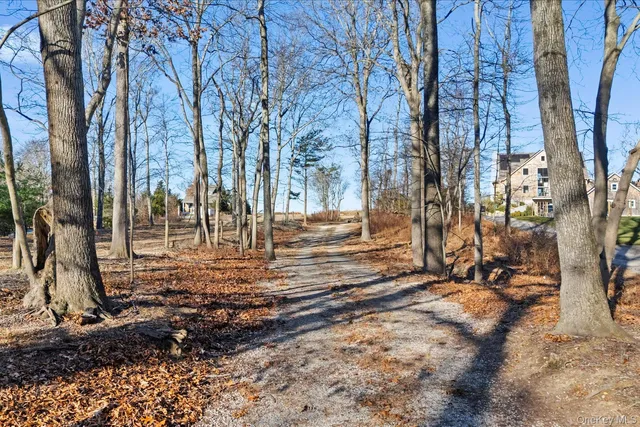 $2,250,000 | 4760 Blue Horizon Bluffs, Peconic, NY 11958