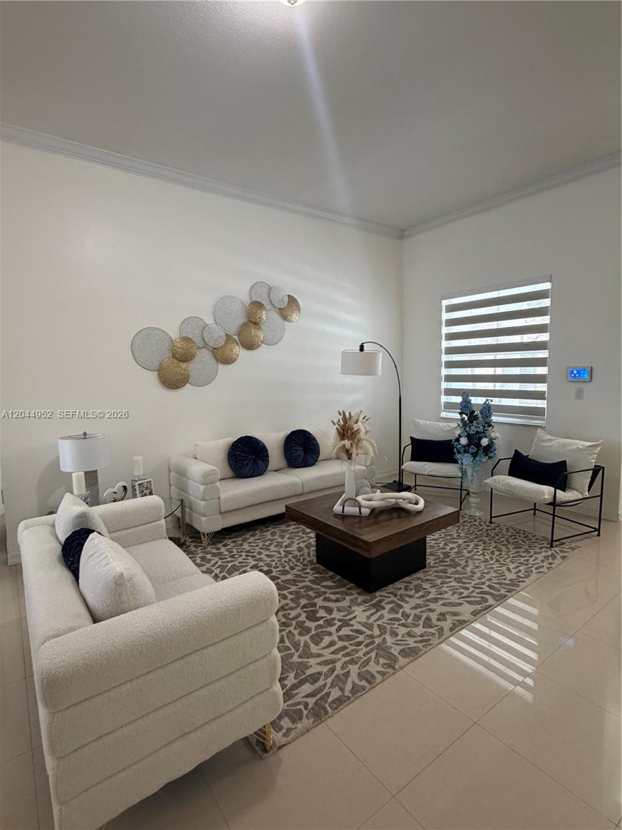 8208 Southwest 166th Place Miami, FL 33193 - Photo 5 of 37