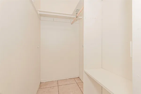 $2,245 | 2581 Northeast 11th Court, Unit 2585, Pompano Beach, FL 33062