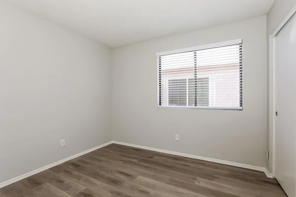 $1,920 | 8515 West Elm Street, Phoenix, AZ 85037