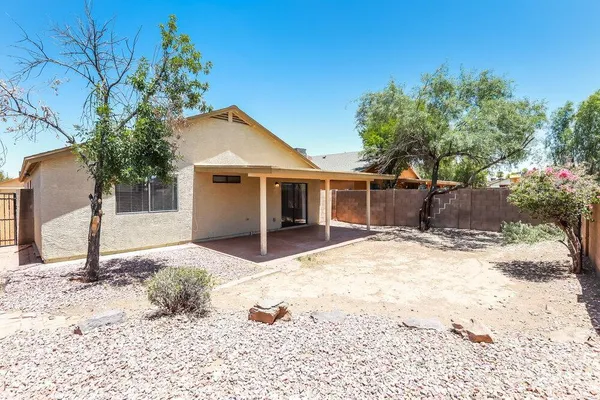 $2,040 | 8515 West Elm Street, Phoenix, AZ 85037