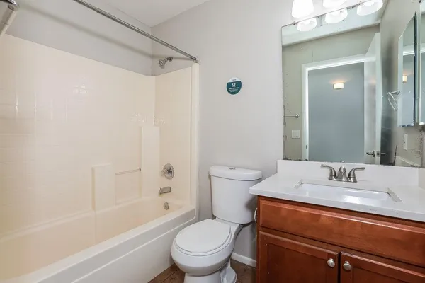$2,040 | 8515 West Elm Street, Phoenix, AZ 85037