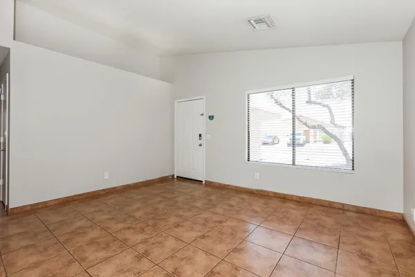 $2,040 | 8515 West Elm Street, Phoenix, AZ 85037